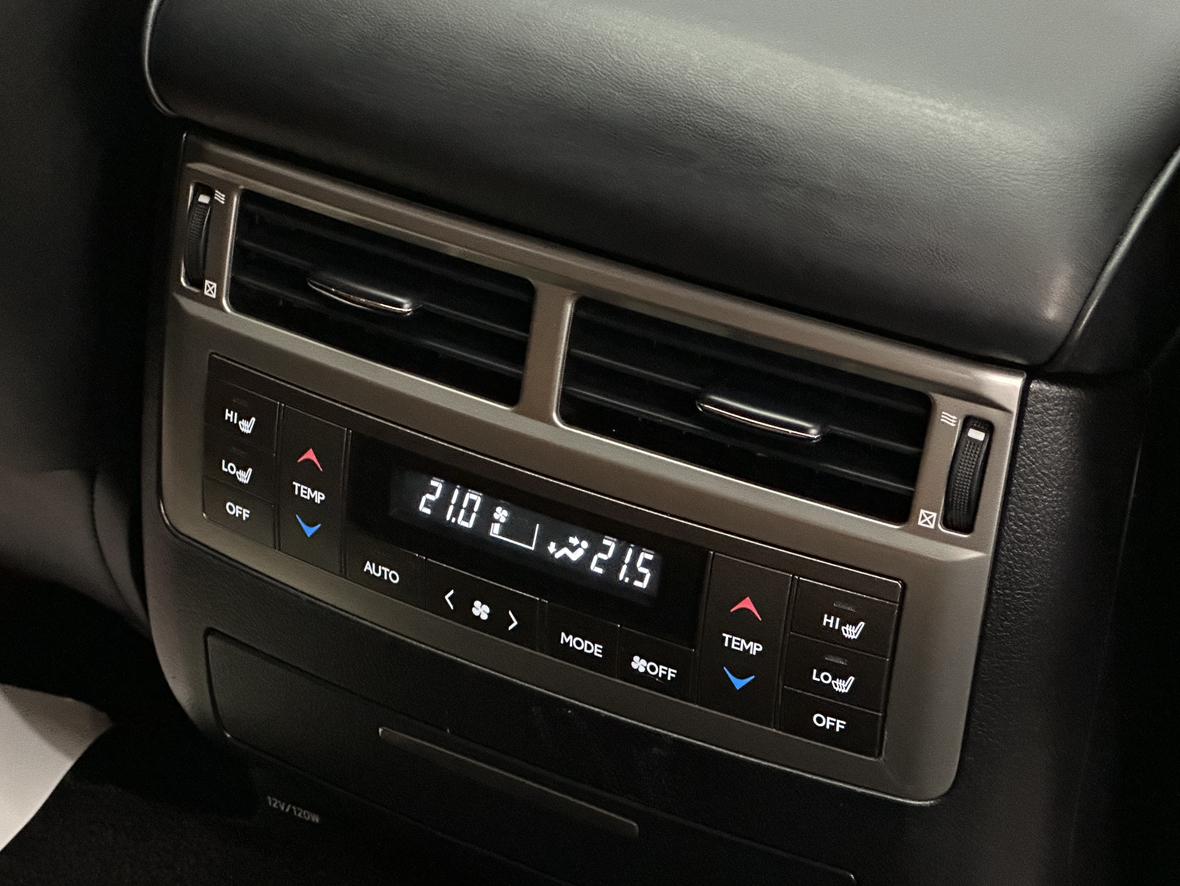 Lexus LX 2013 thumb 7