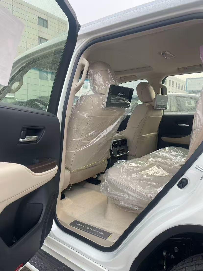 Toyota Land Cruiser 2026 thumb 7
