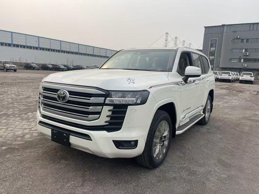 Toyota Land Cruiser 2026 thumb 8
