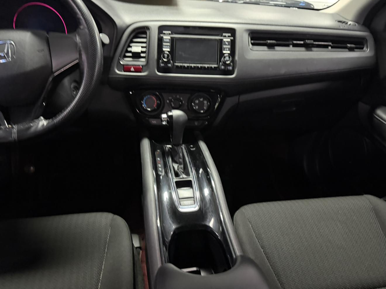 Honda Vezel 2017 thumb 10
