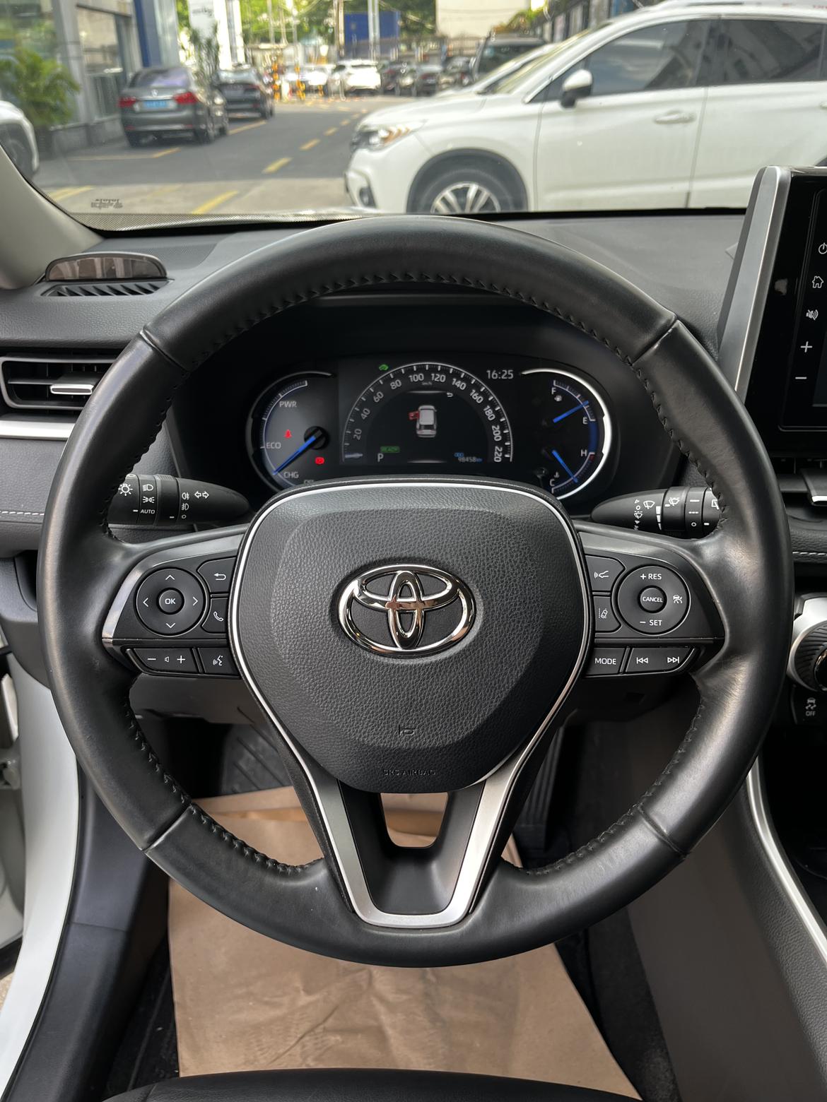 Toyota RAV4 2020 thumb 12
