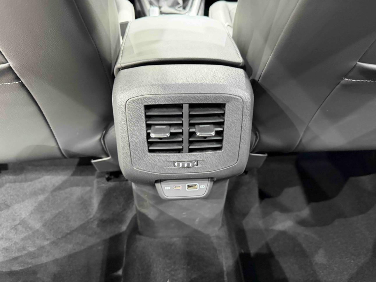 Volkswagen Taos 2022 thumb 9