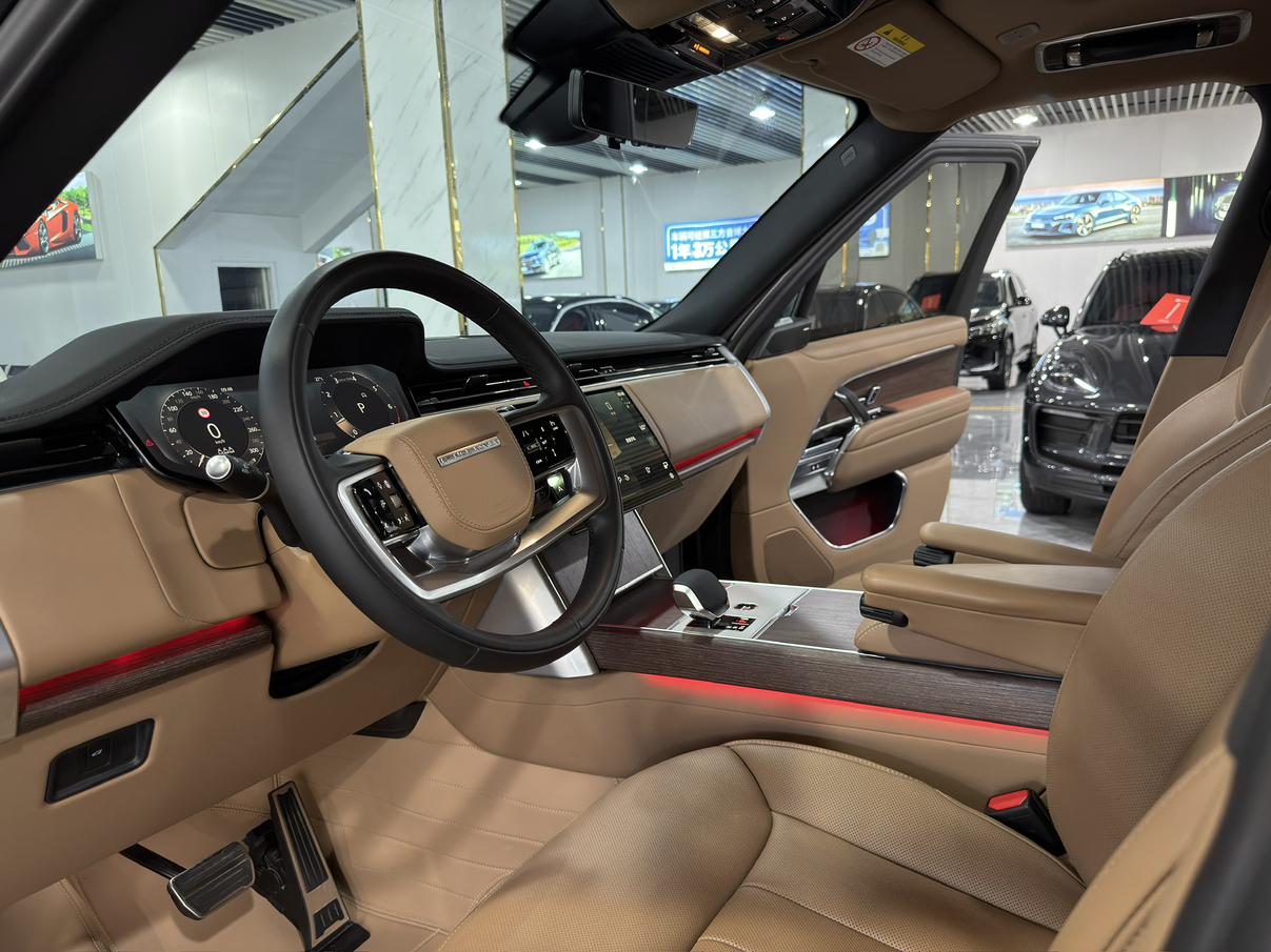 Land Rover Range Rover 2025 thumb 12