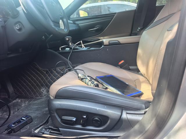 Lexus ES 2022 thumb 5