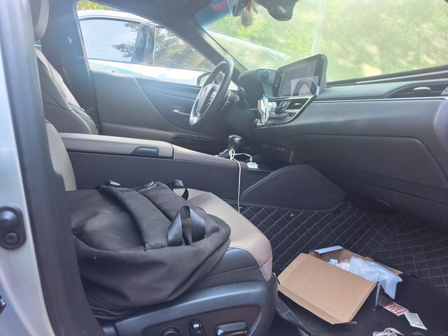 Lexus ES 2022 thumb 6