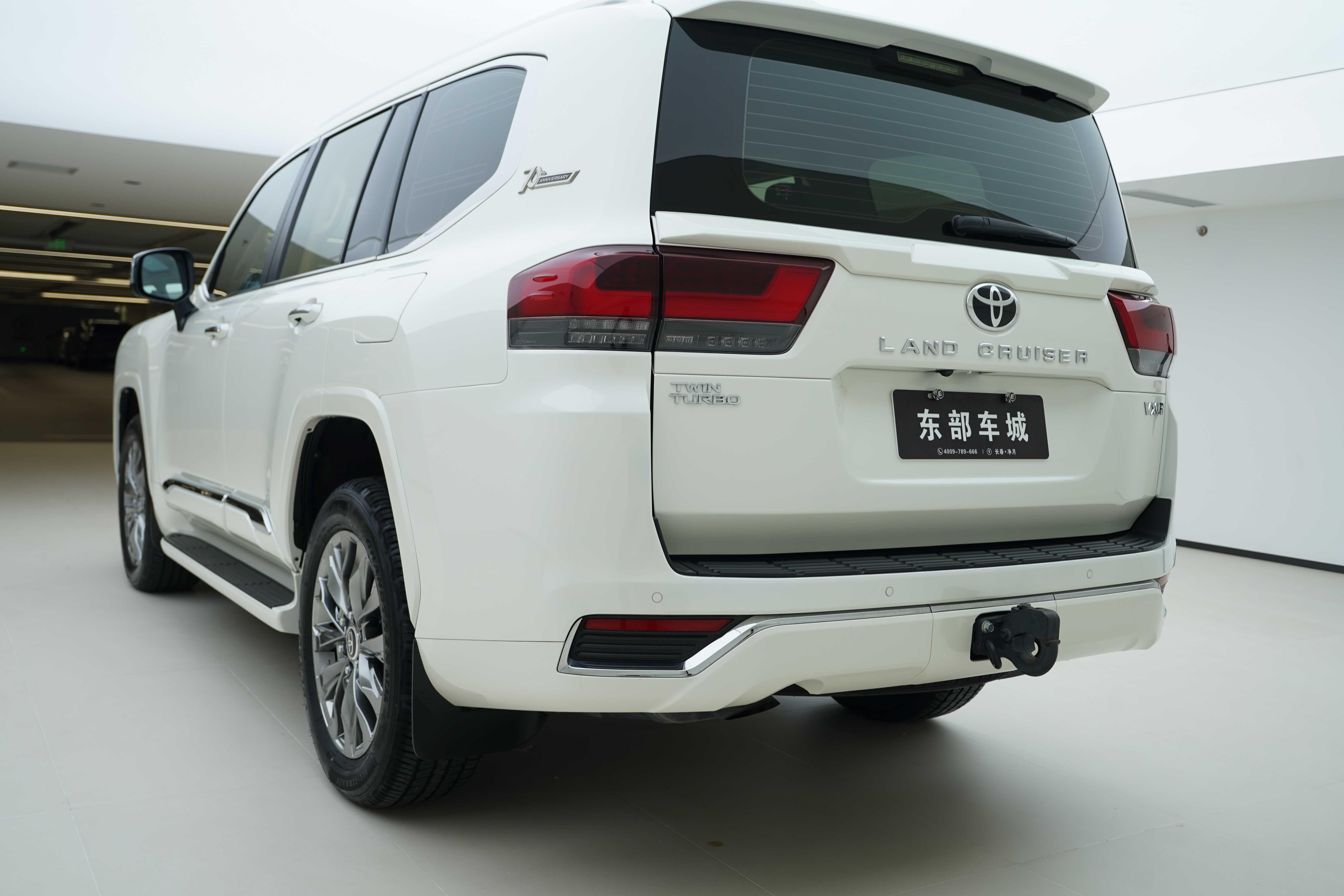 Toyota Land Cruiser 2022 thumb 2
