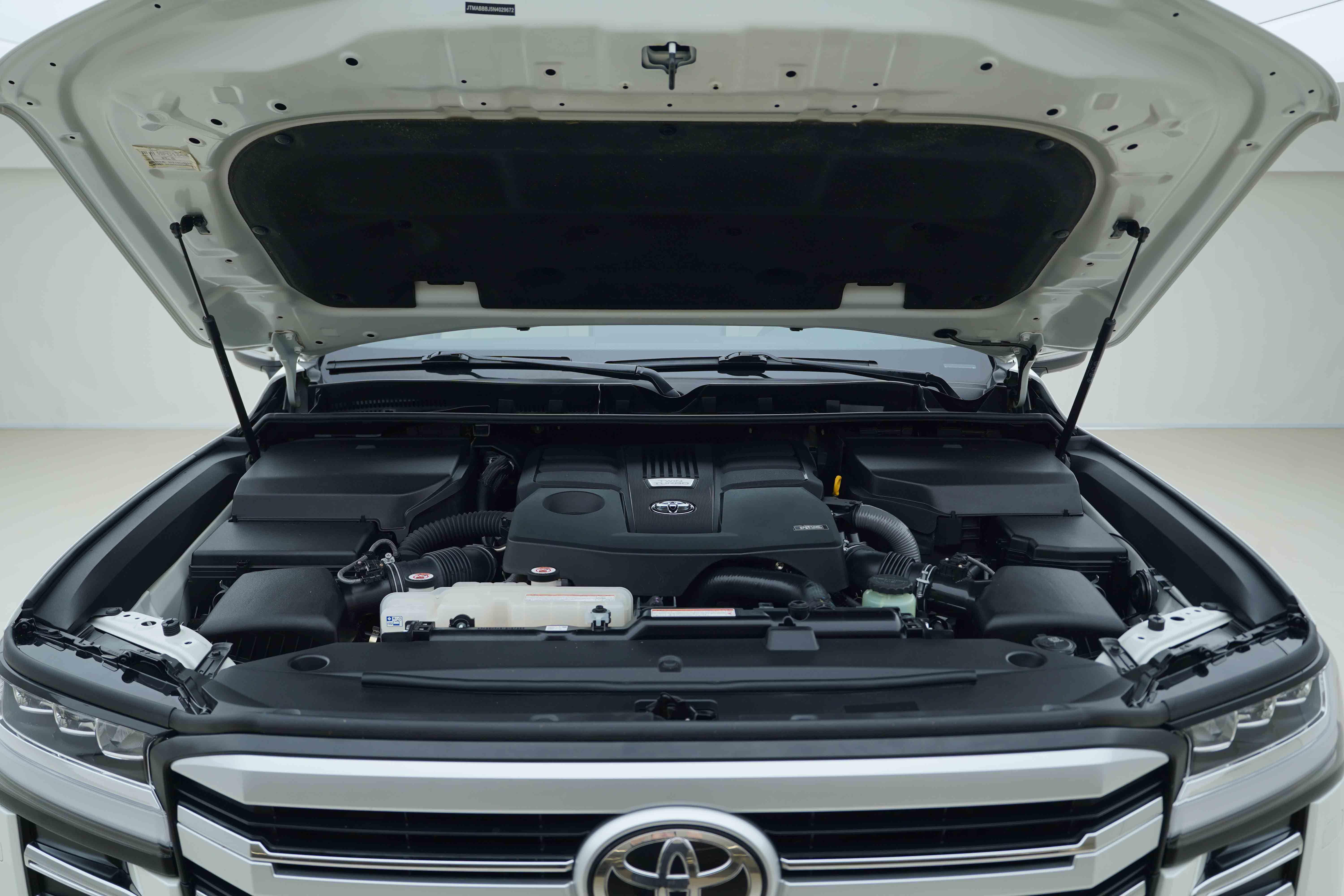 Toyota Land Cruiser 2022 thumb 4