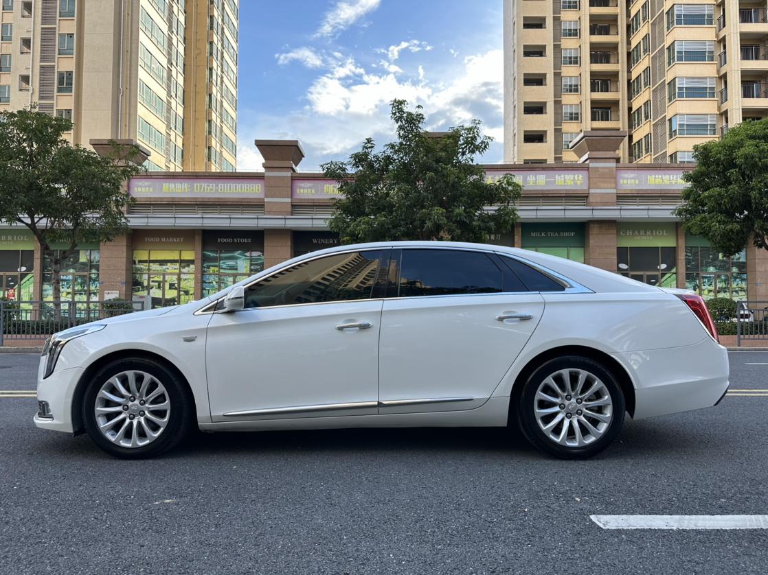 Cadillac XTS 2018 thumb 2
