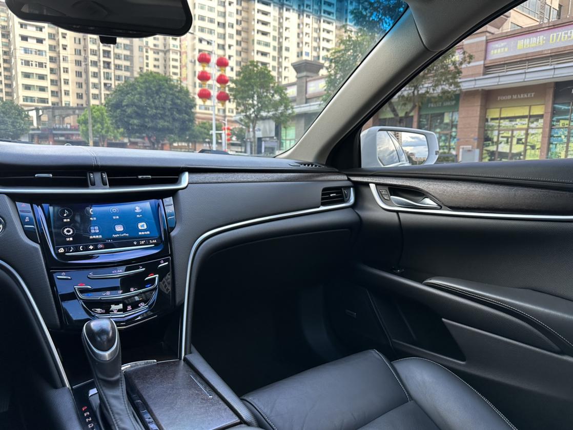 Cadillac XTS 2018 thumb 10