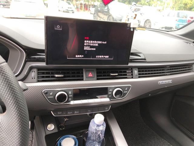 Audi A4 2024 thumb 10