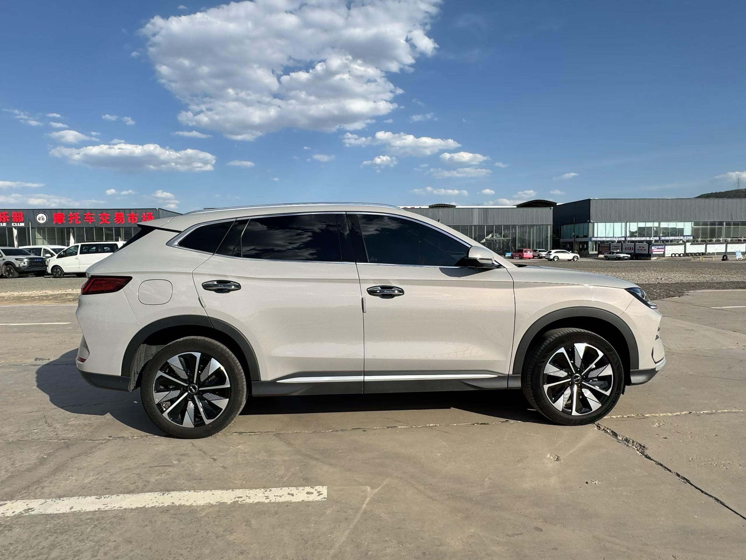 BYD Song 2025 thumb 4