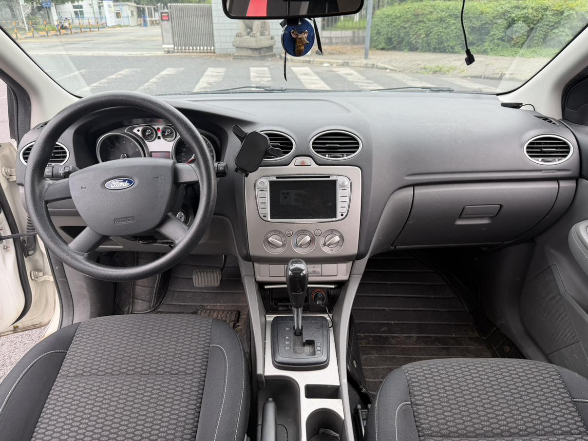 Ford Focus ST 2013 thumb 7