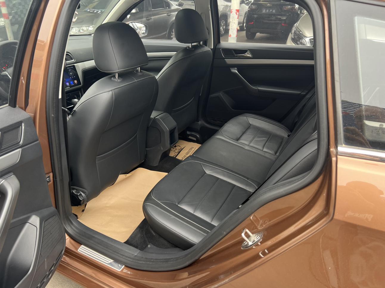 Volkswagen Lavida 2015 thumb 7