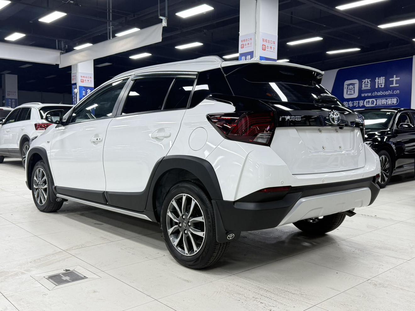 Toyota Yaris 2022 thumb 2