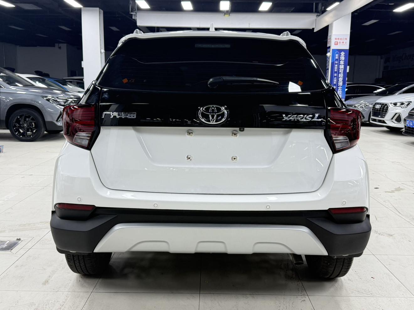 Toyota Yaris 2022 thumb 3