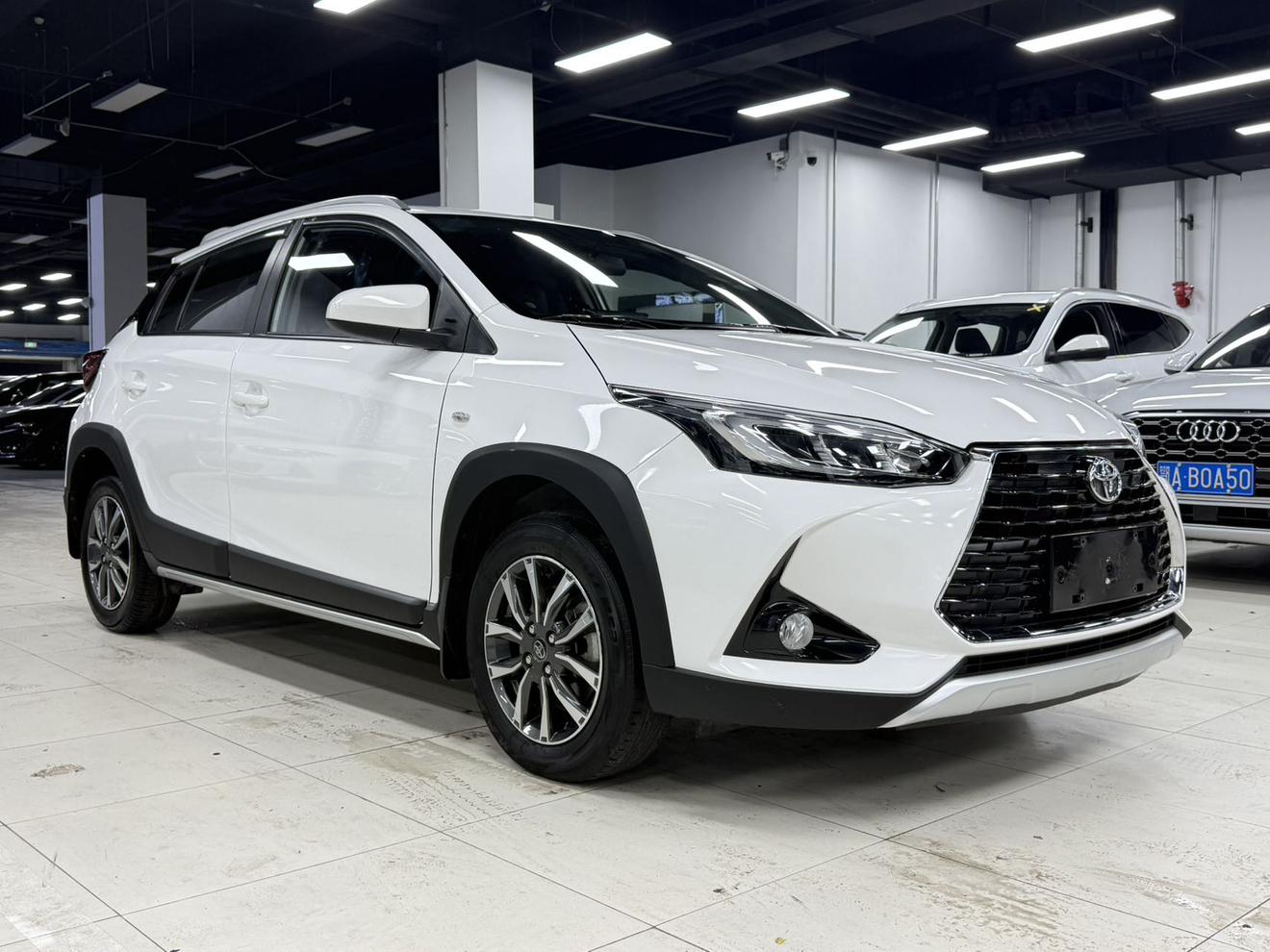 Toyota Yaris 2022 thumb 6