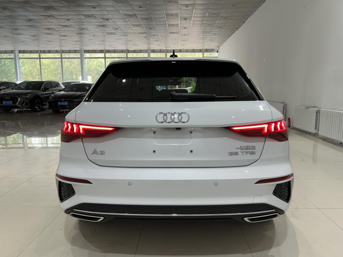 Audi A3 2023 thumb 3
