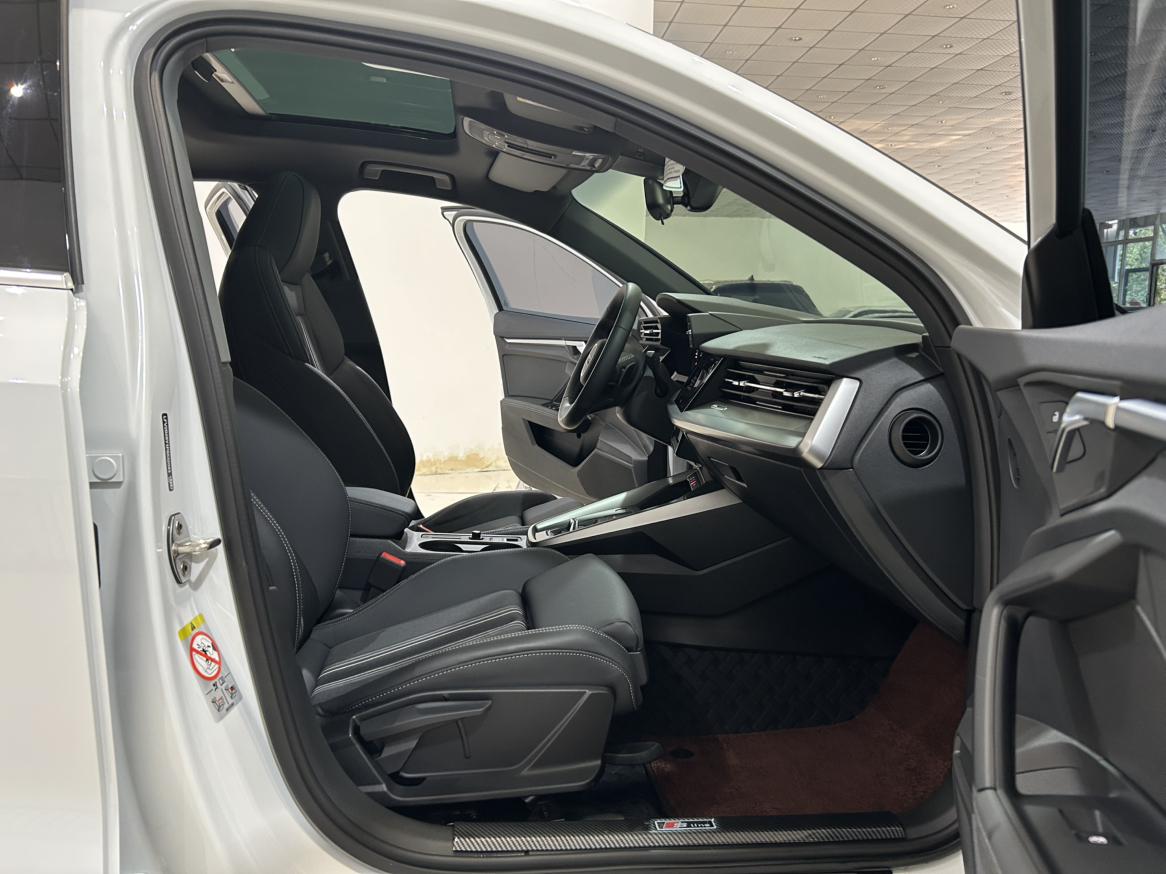 Audi A3 2023 thumb 12
