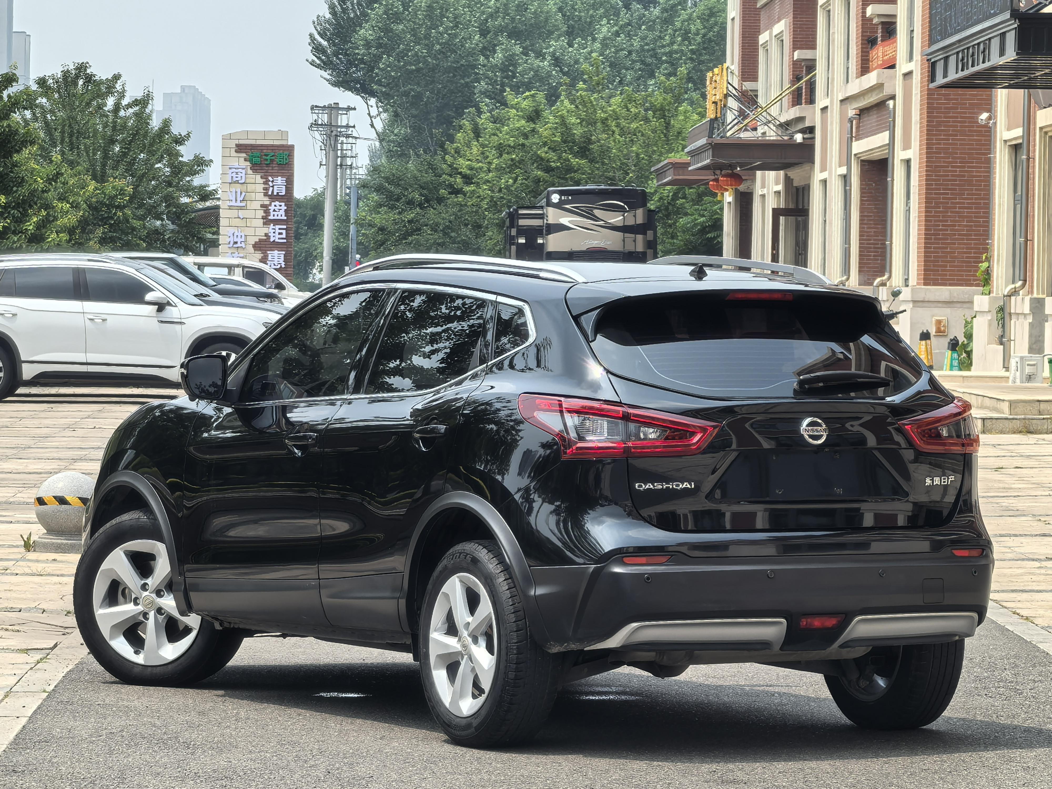 Nissan Qashqai+2 2021 thumb 2