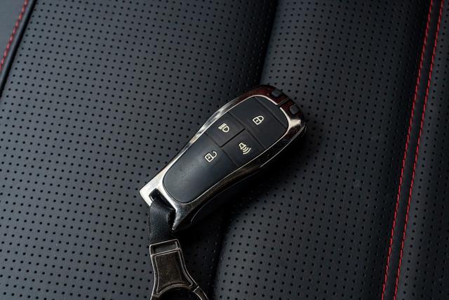BJ 40 2023 thumb 9