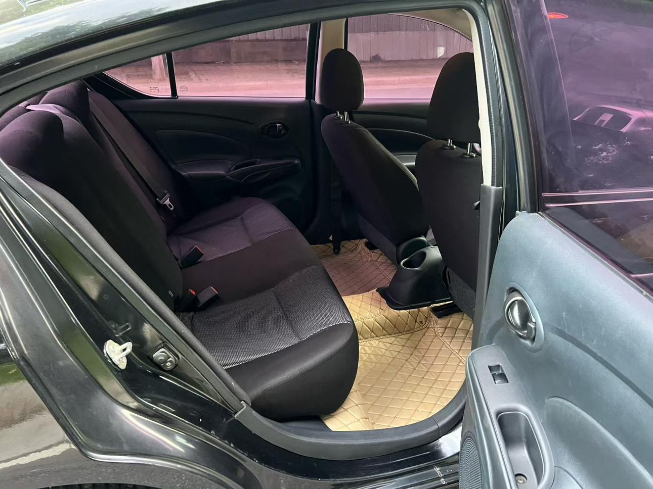 Nissan Sunny 2016 thumb 7