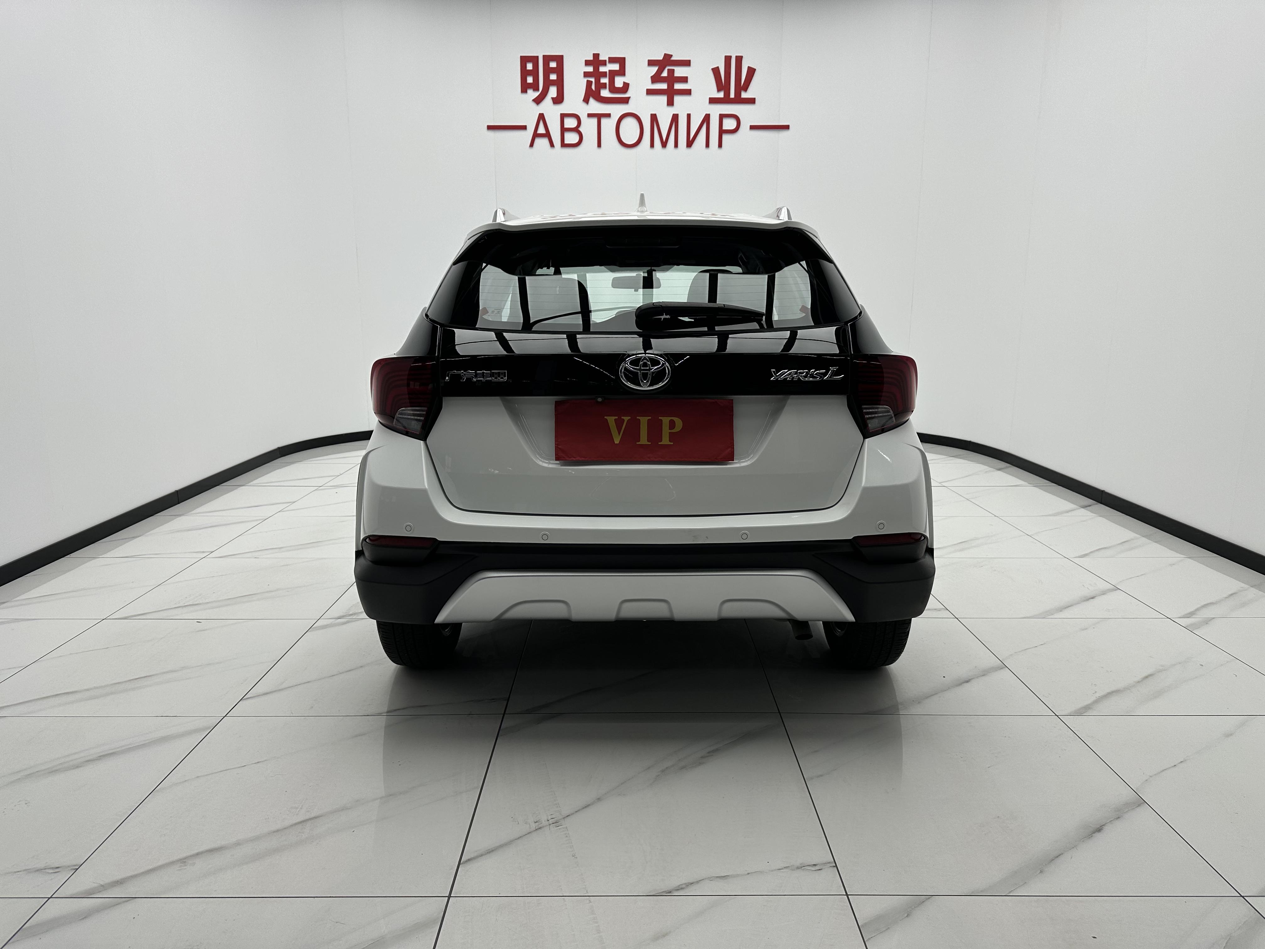 Toyota Yaris 2022 thumb 2