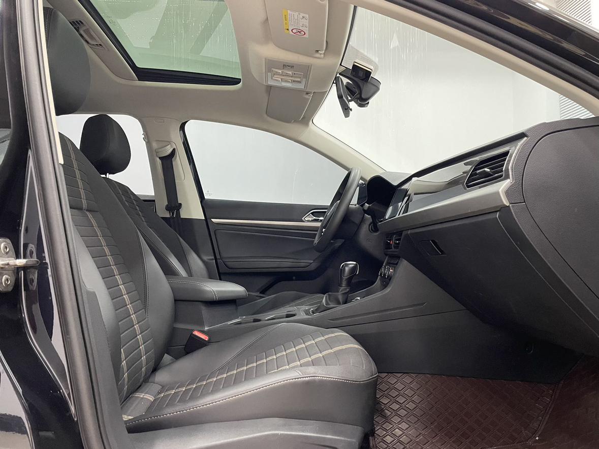Volkswagen Lavida XR 2022 thumb 12