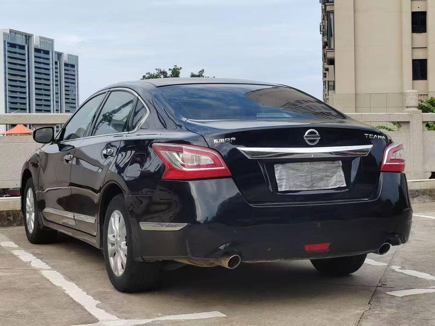 Nissan Altima 2015 thumb 2