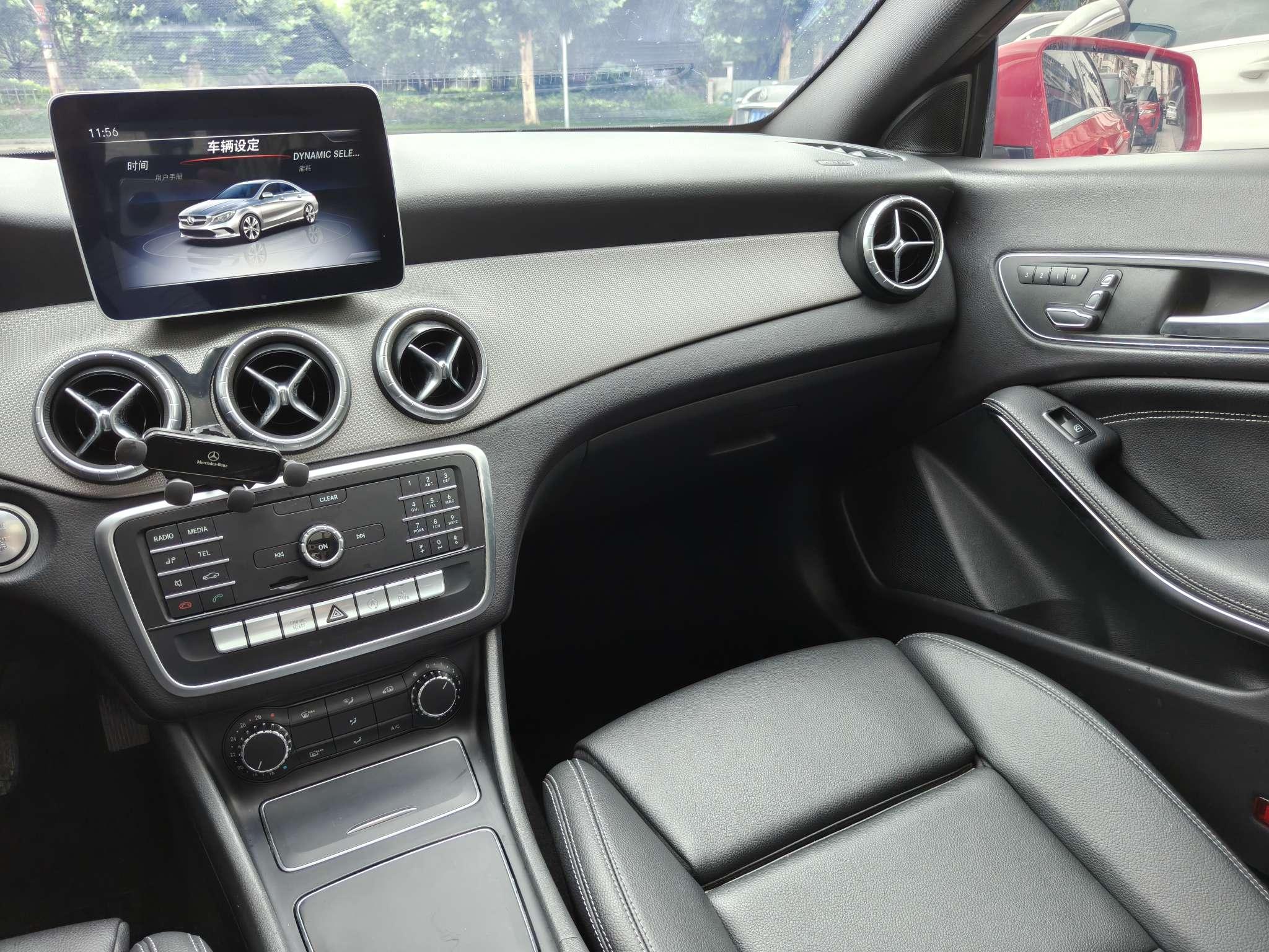 Mercedes-Benz CLA 2018 thumb 4