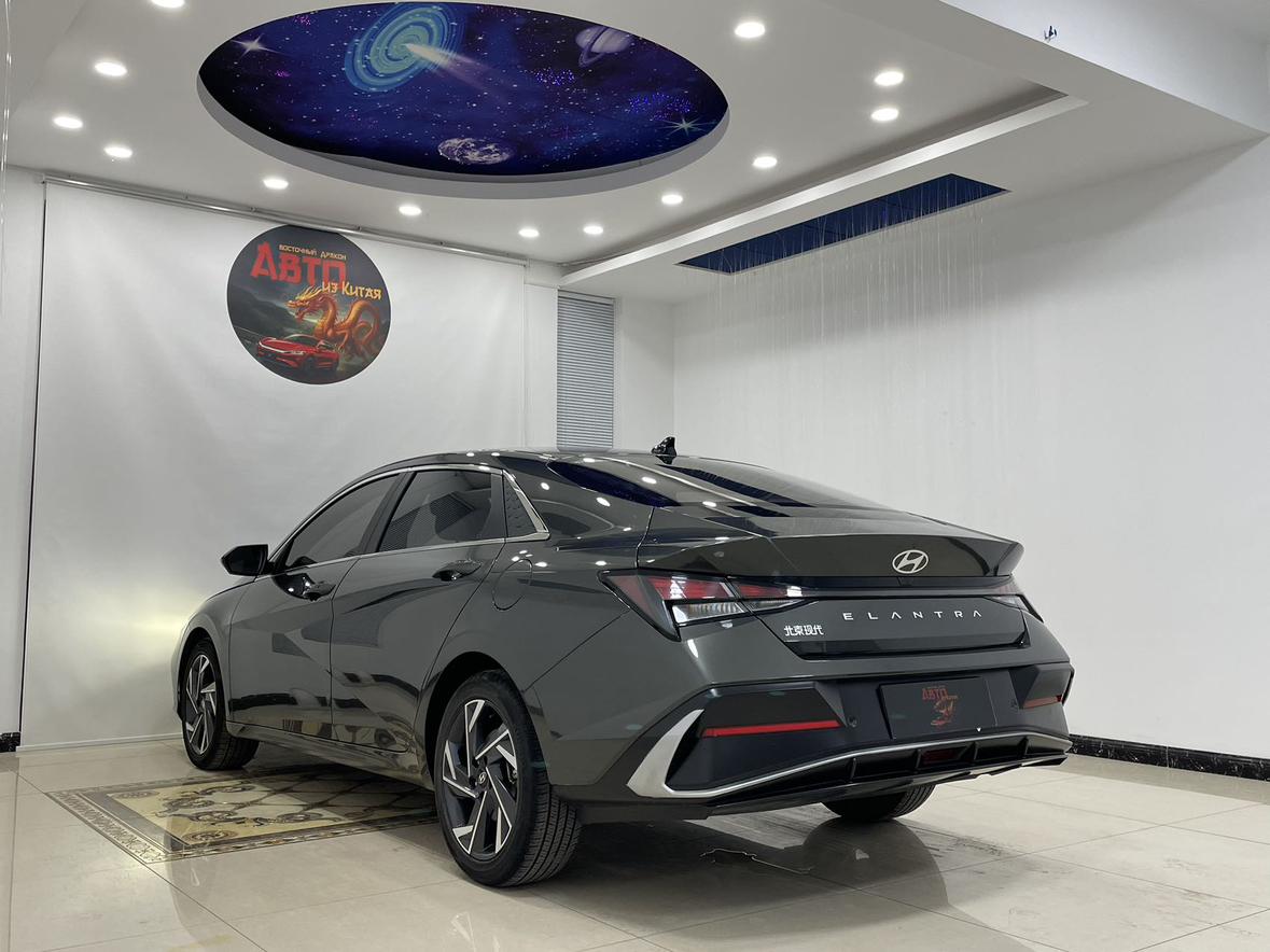 Hyundai Elantra 2023 thumb 2