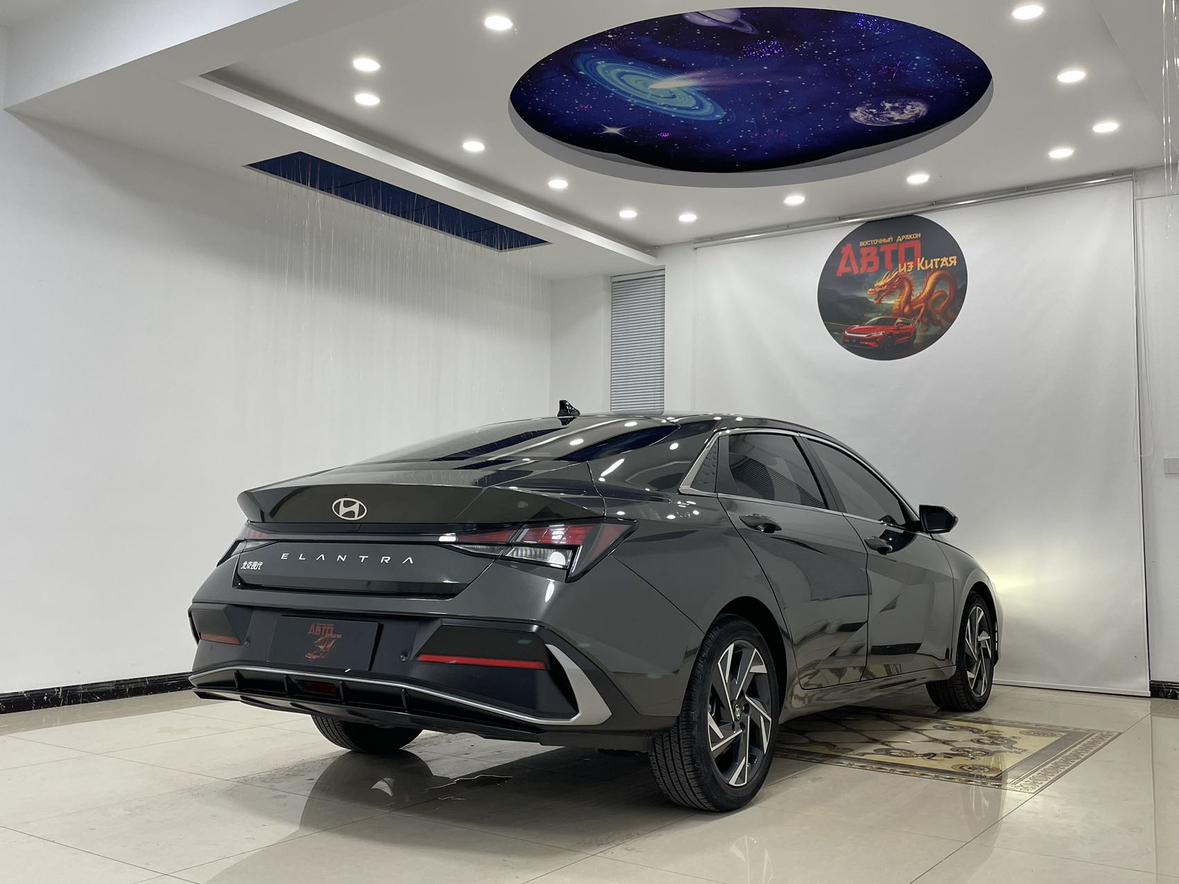 Hyundai Elantra 2023 thumb 4