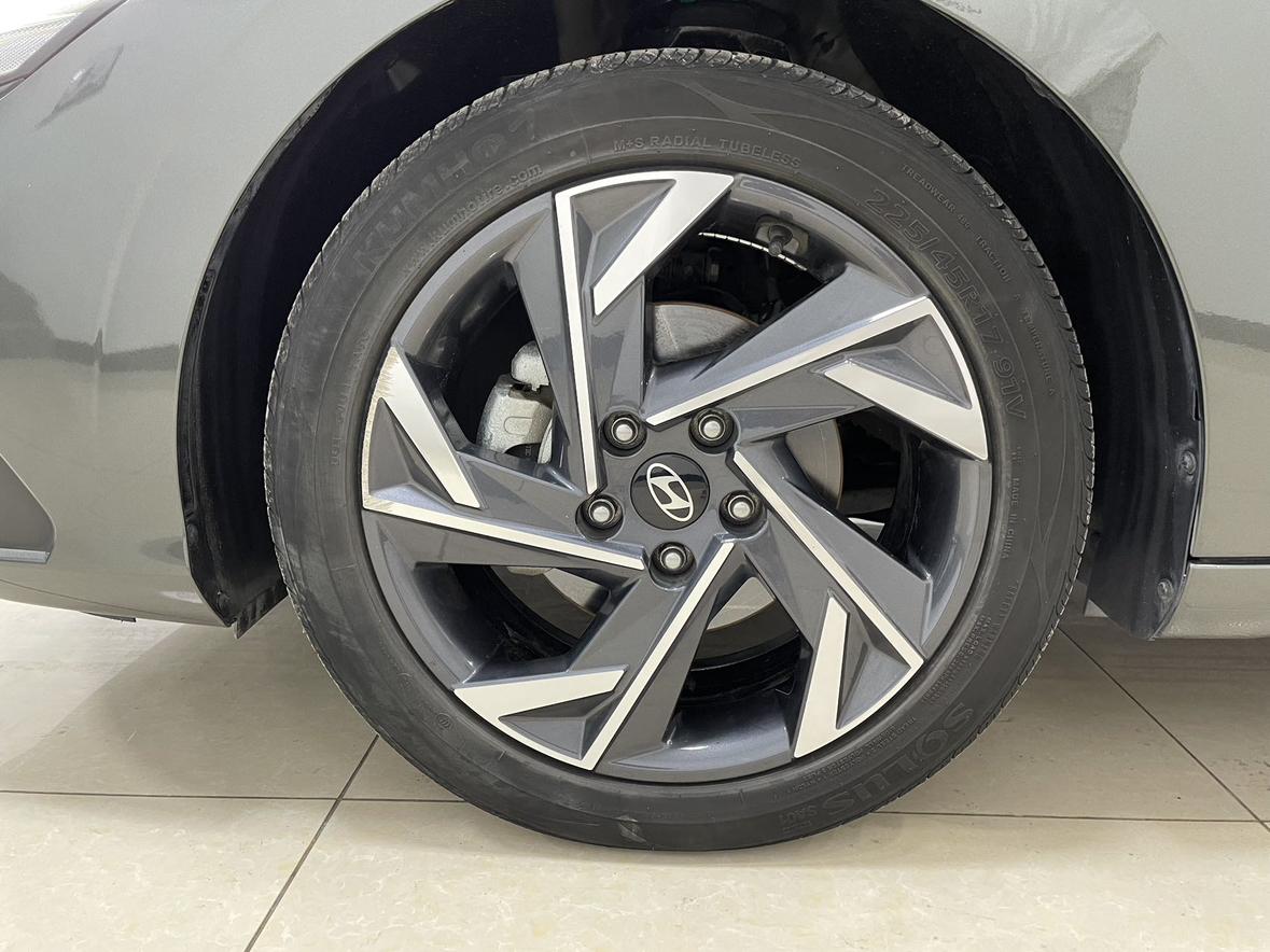 Hyundai Elantra 2023 thumb 6