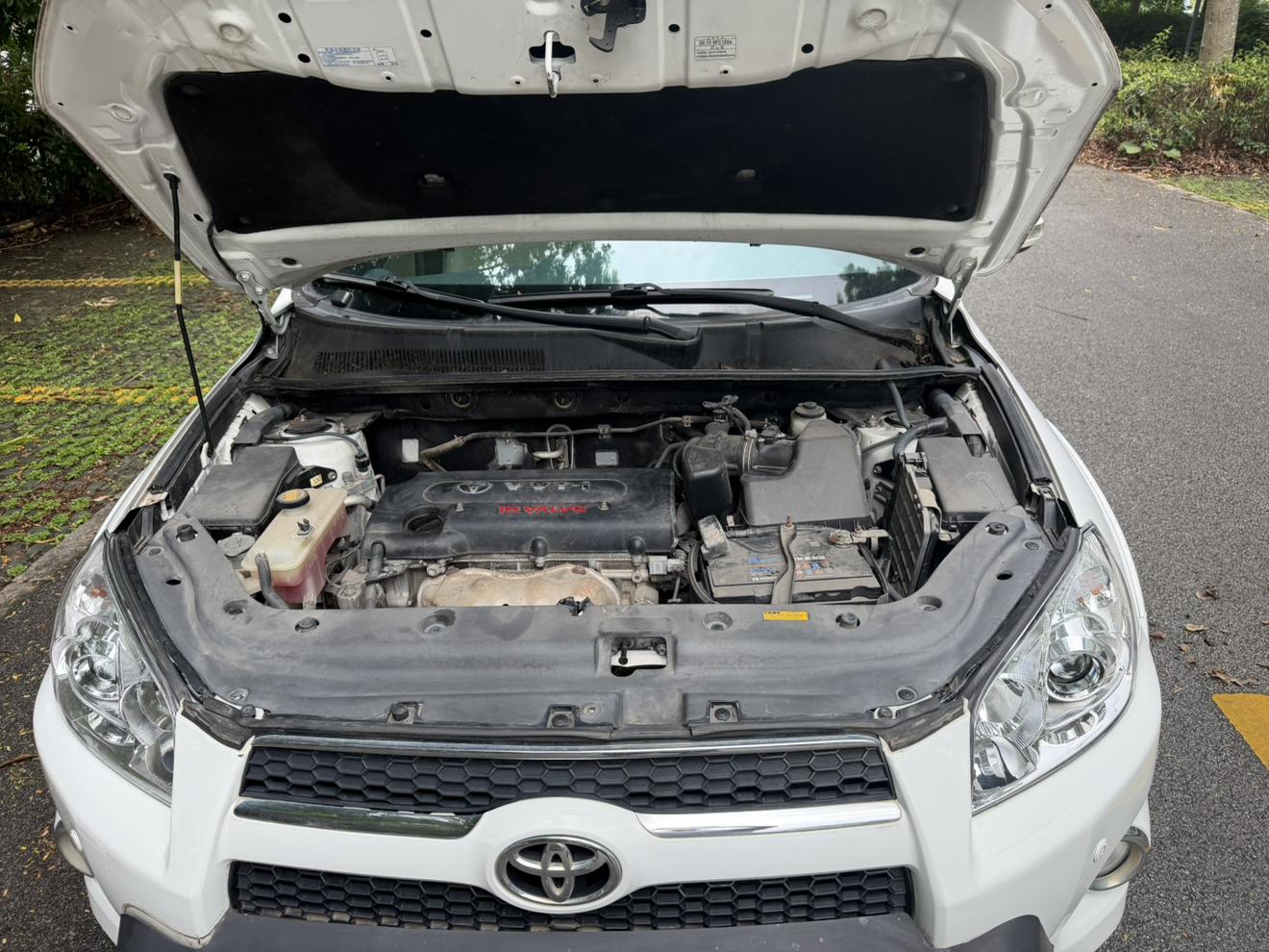 Toyota RAV4 2011 thumb 4