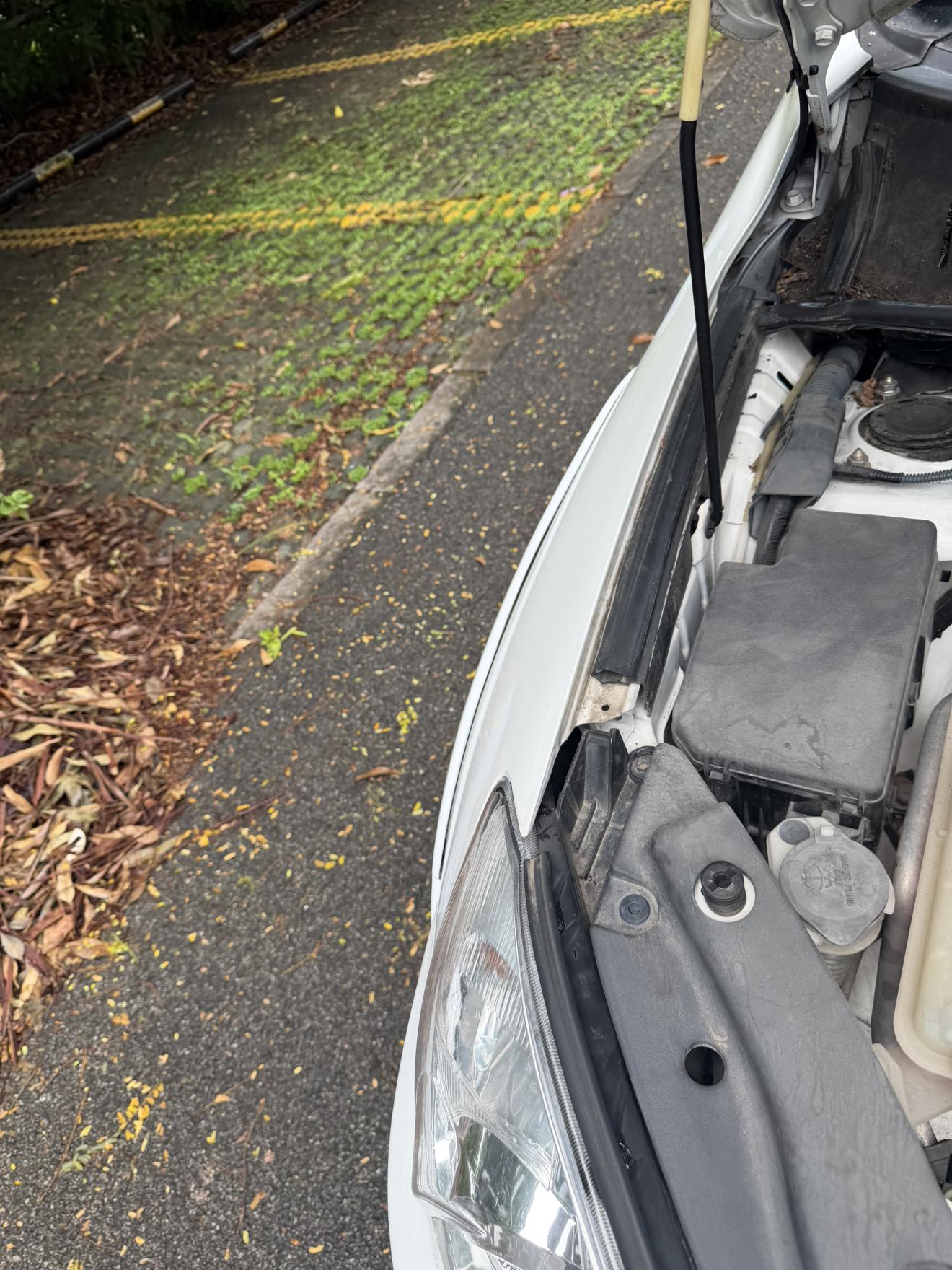Toyota RAV4 2011 thumb 8