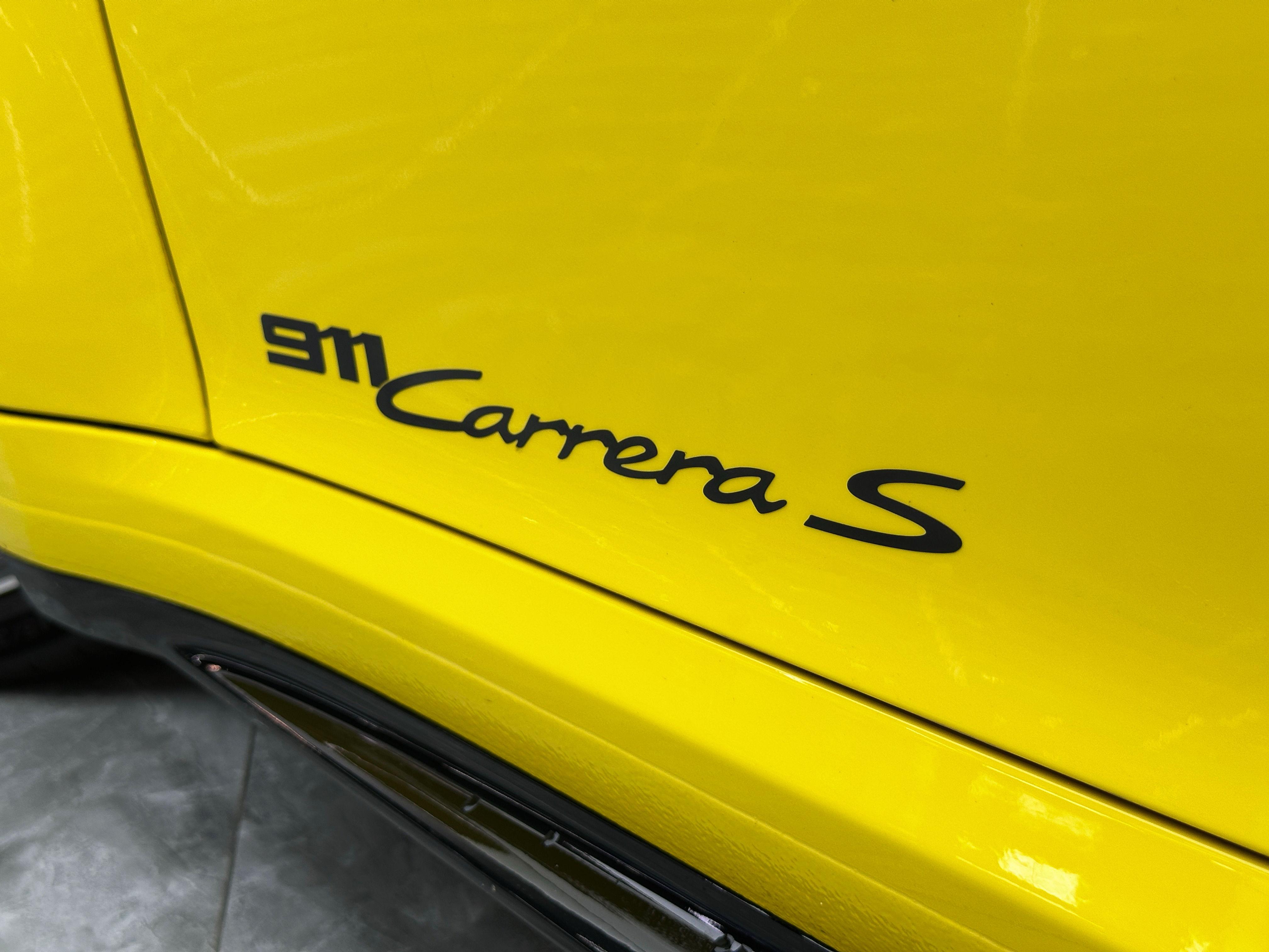 Porsche 911 2022 thumb 7