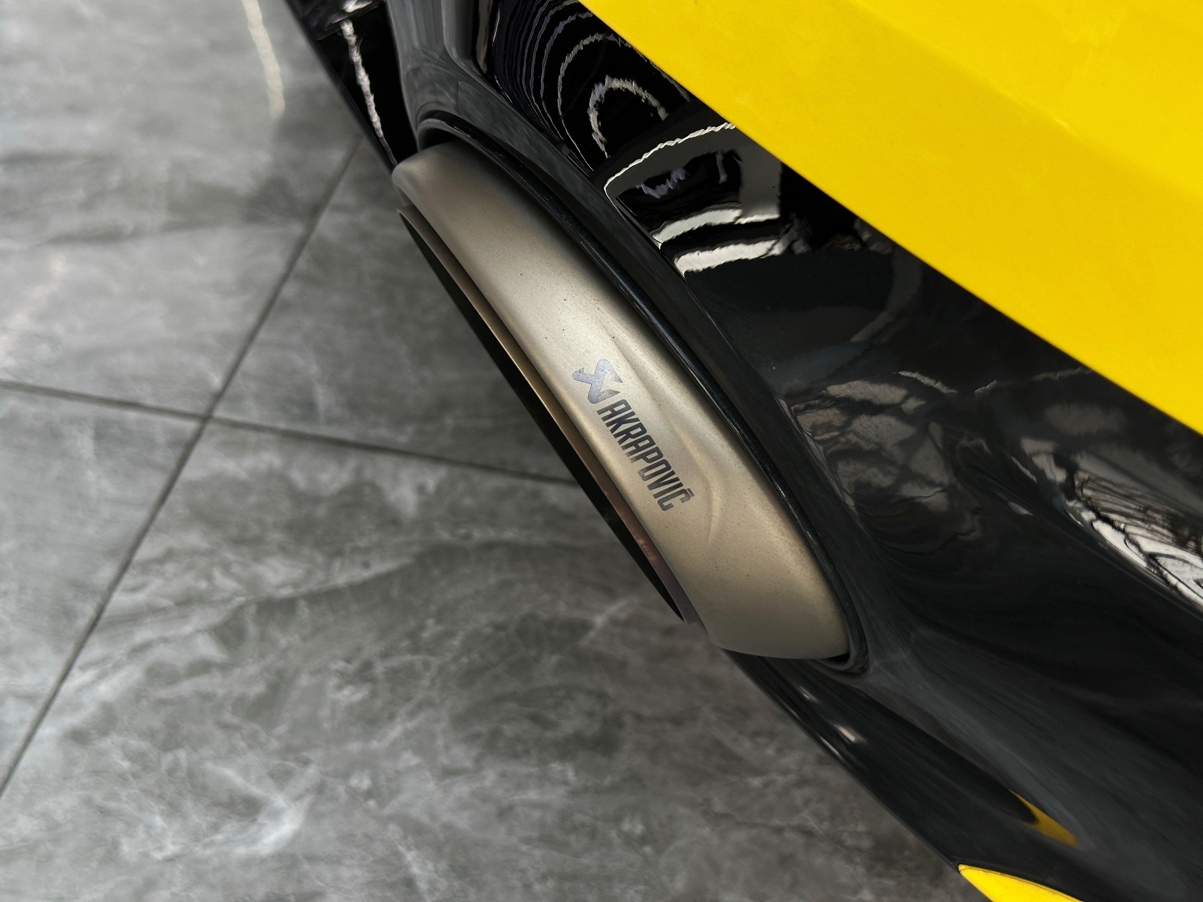 Porsche 911 2022 thumb 10