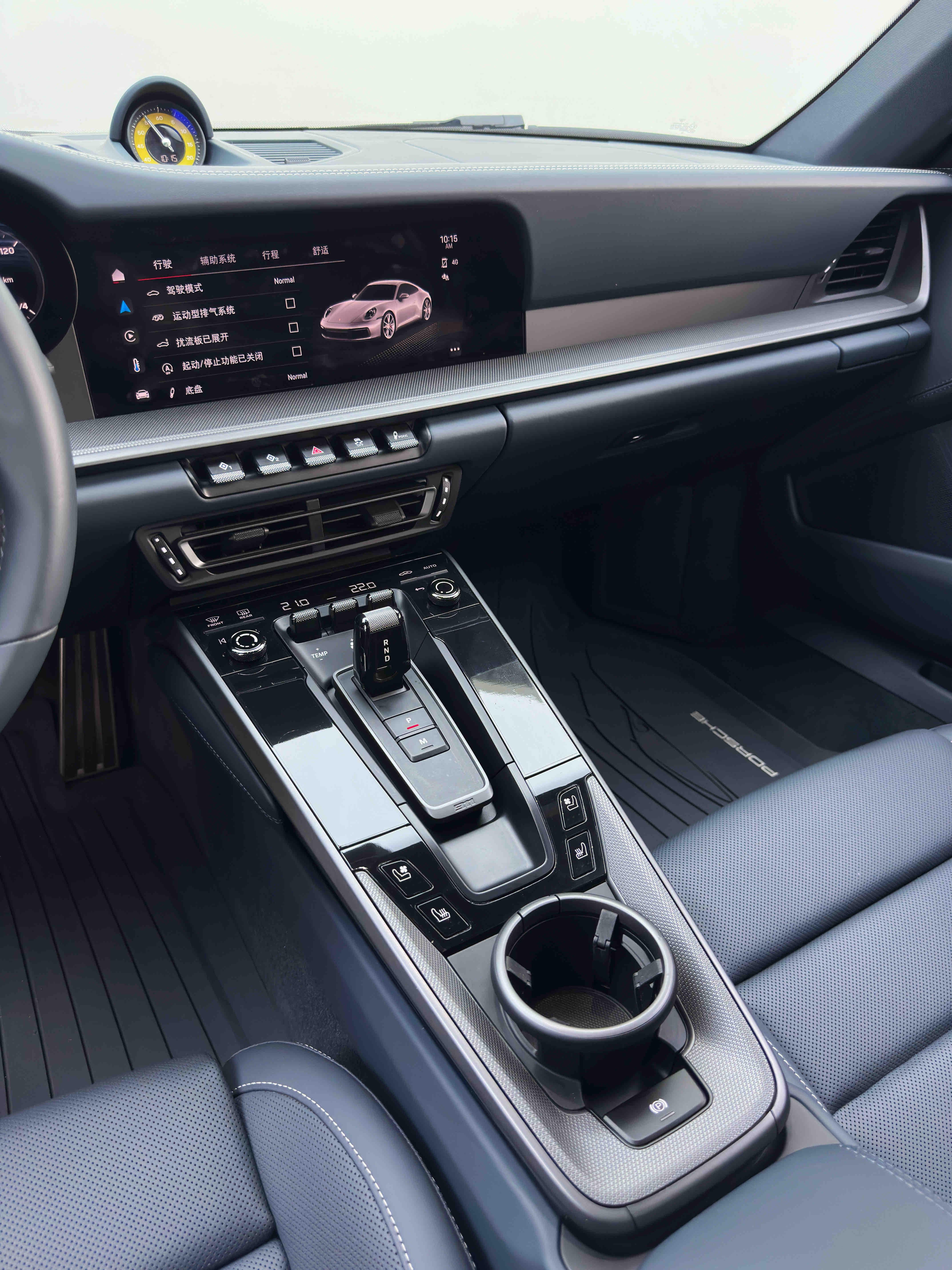 Porsche 911 2022 thumb 12