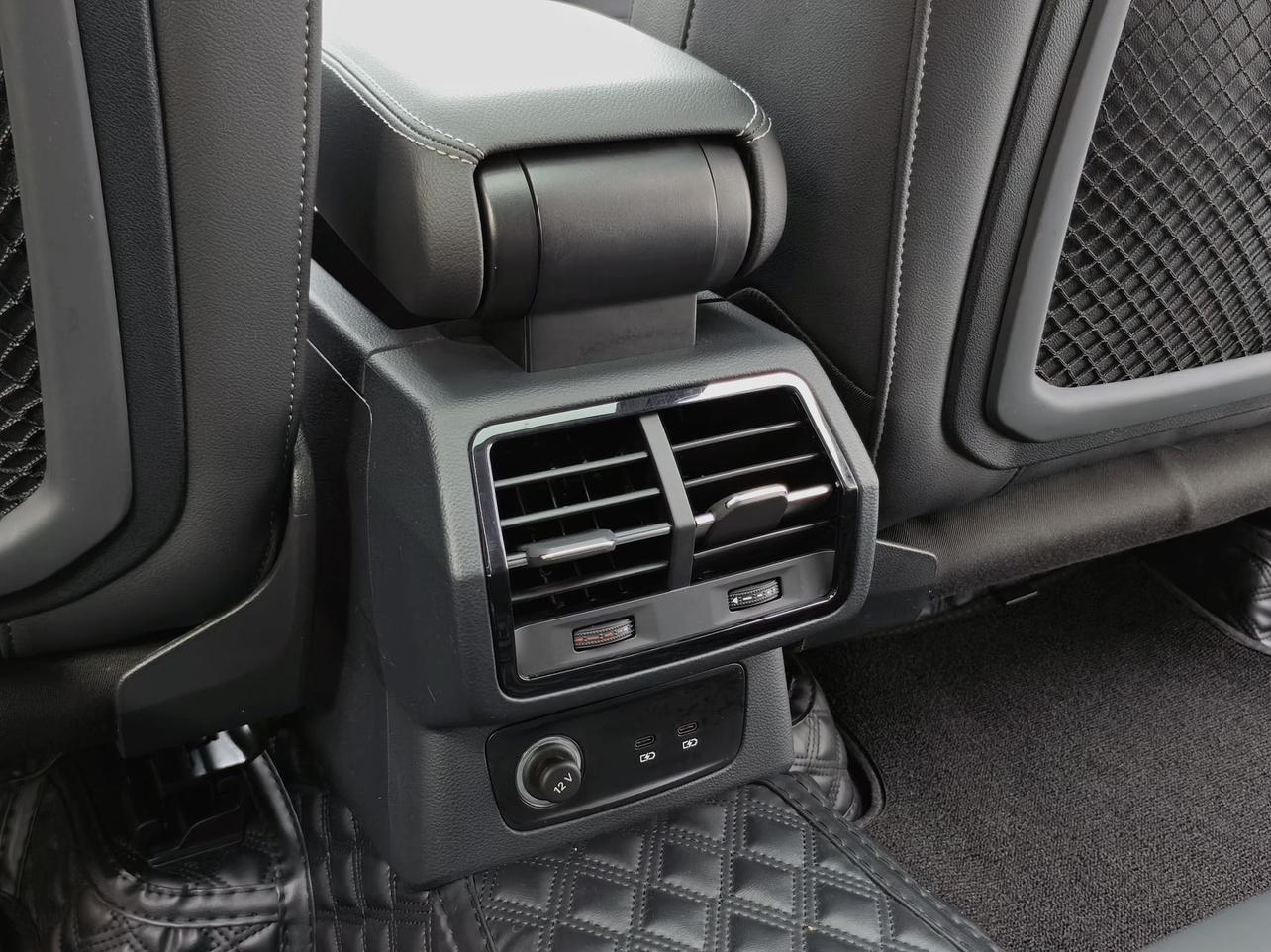Audi Q3 2023 thumb 5