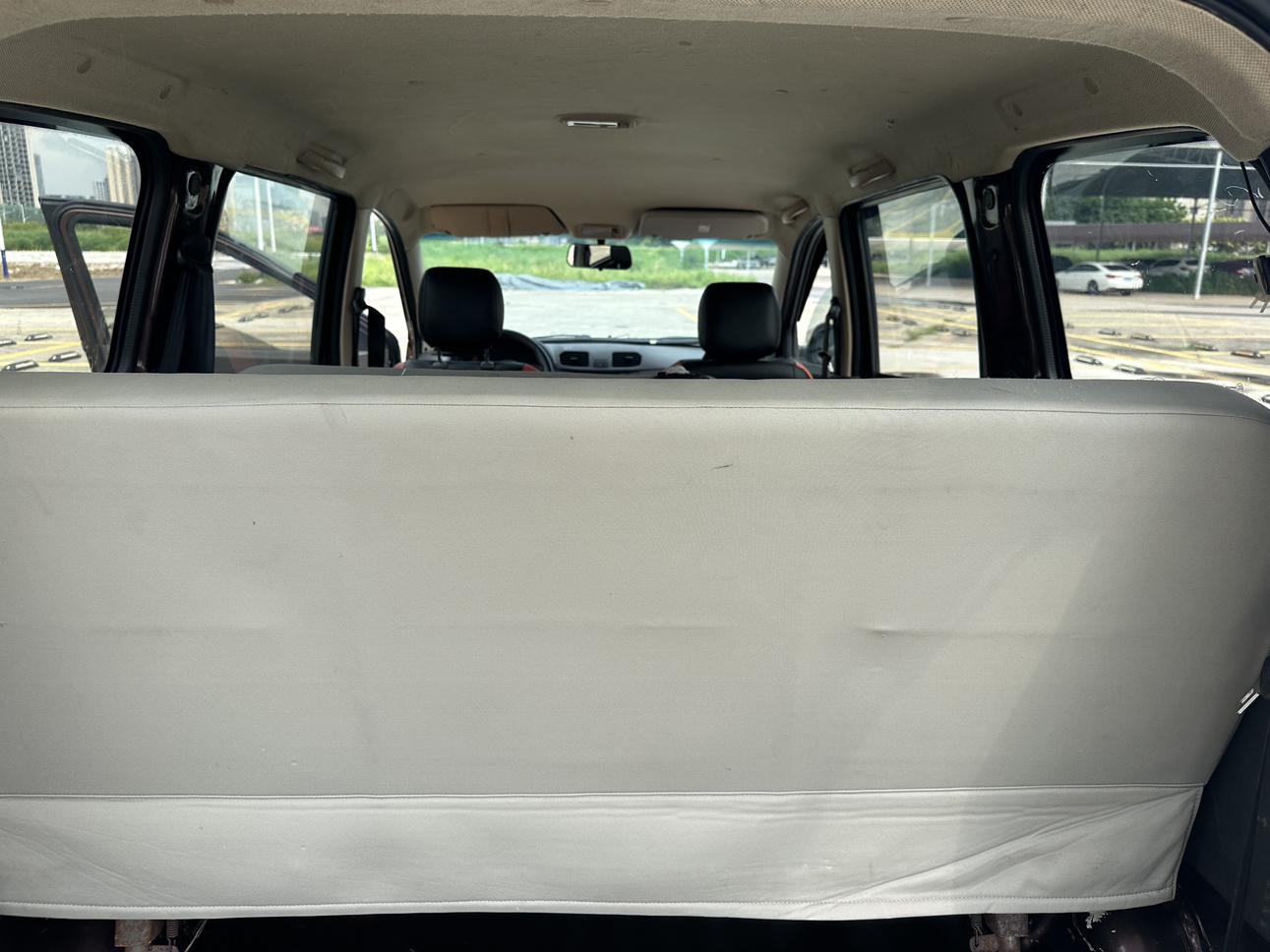 Wuling Hong Guang 2016 thumb 6