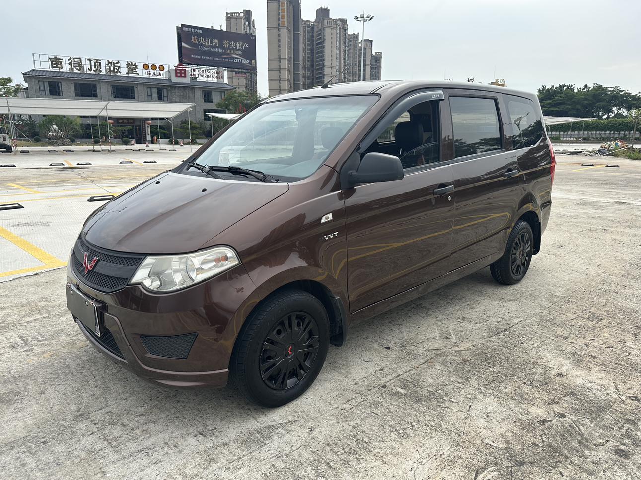 Wuling Hong Guang 2016 thumb 7