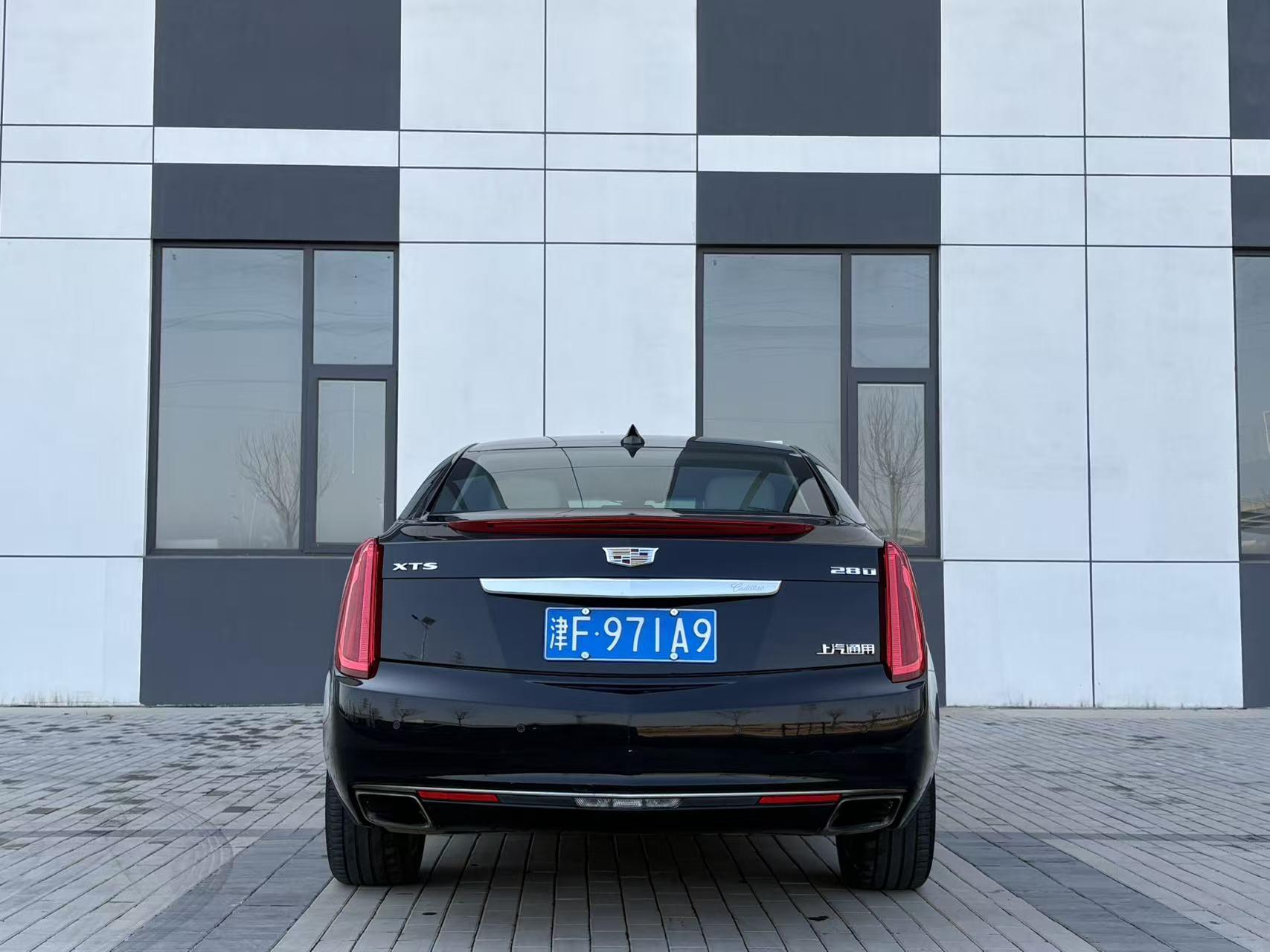 Cadillac XTS 2017 thumb 3