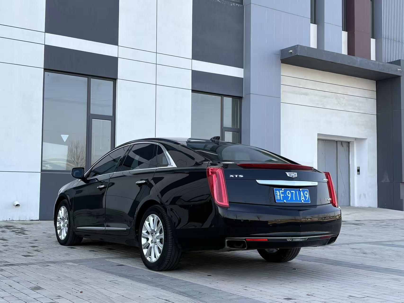 Cadillac XTS 2017 thumb 11
