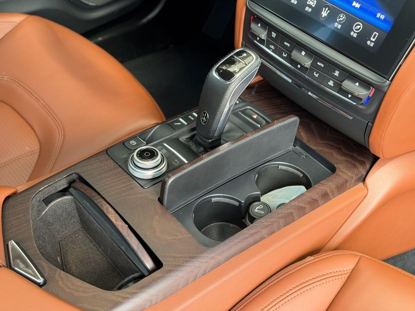 Maserati Zong Cai 2019 thumb 10