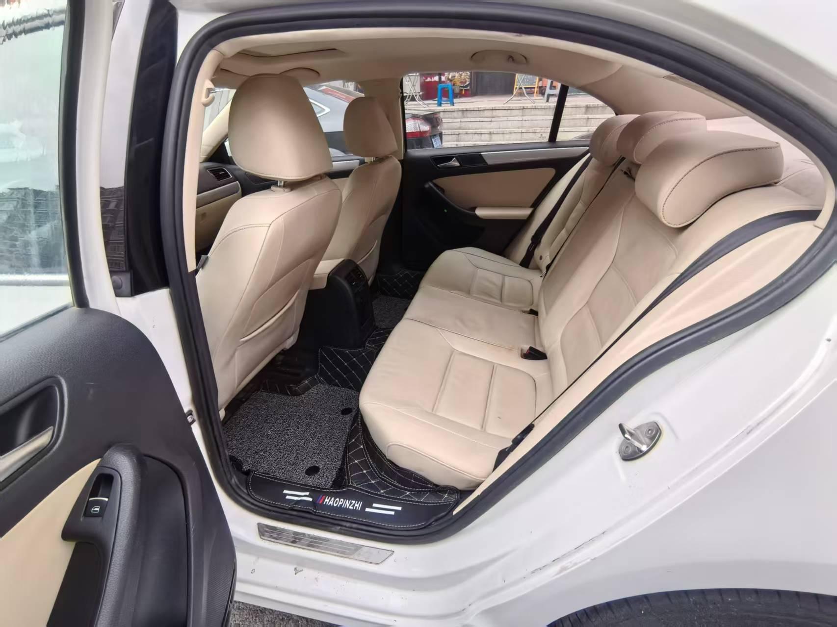 Volkswagen Sagitar 2014 thumb 7