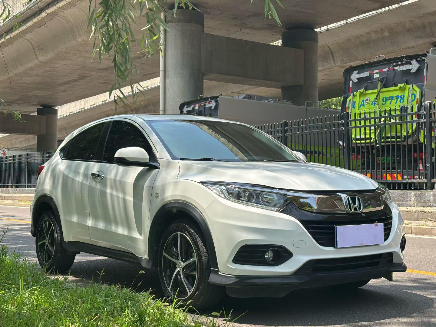 Honda Vezel 2020 thumb 10