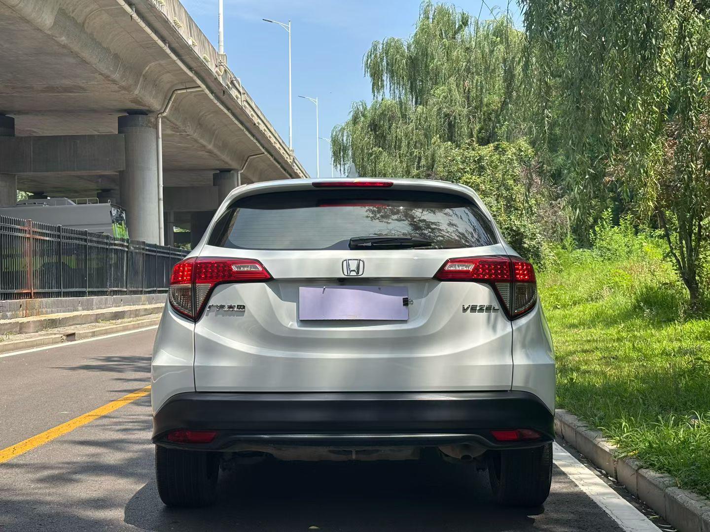 Honda Vezel 2020 thumb 12