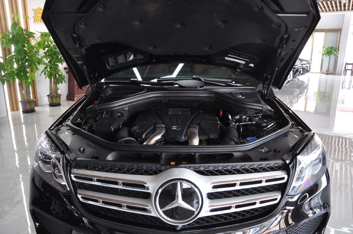 Mercedes-Benz GLS 2016 thumb 4