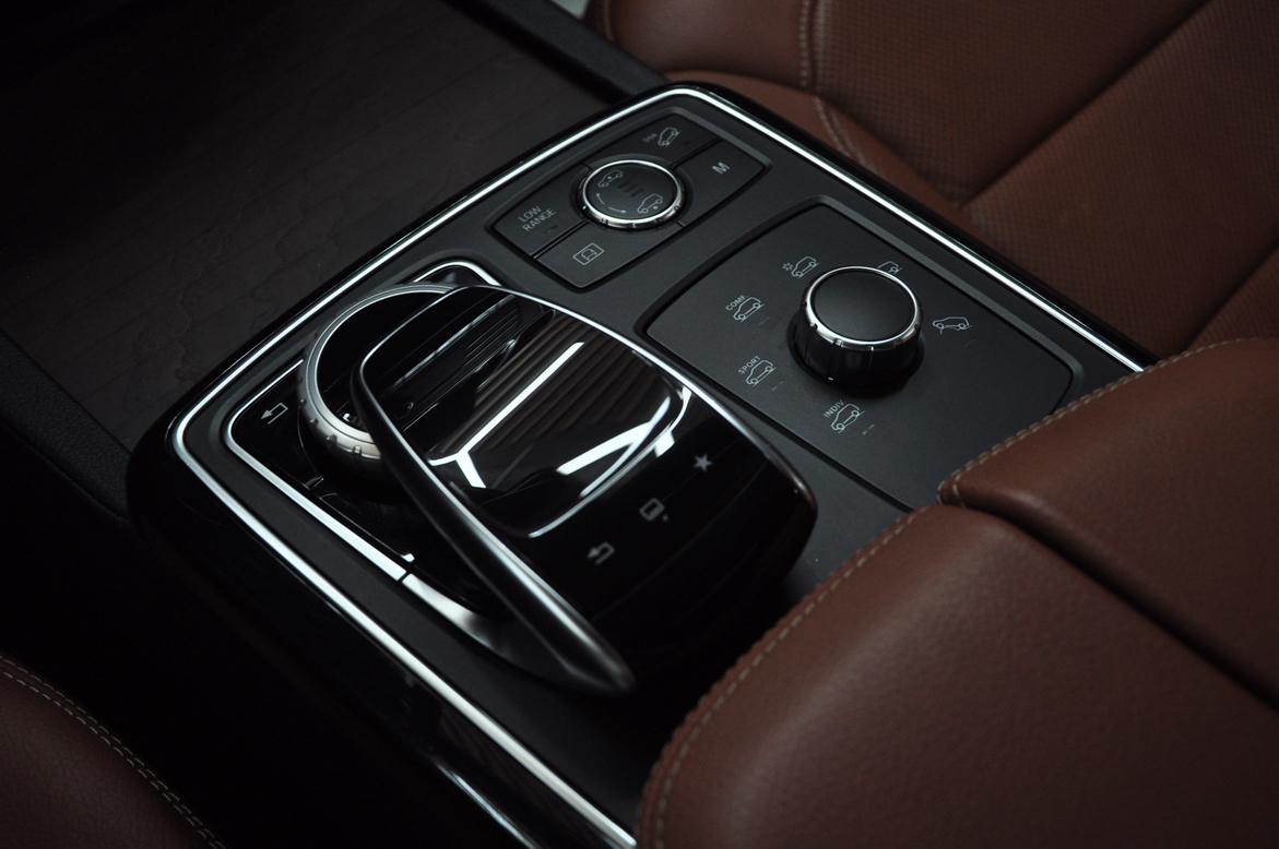 Mercedes-Benz GLS 2016 thumb 6