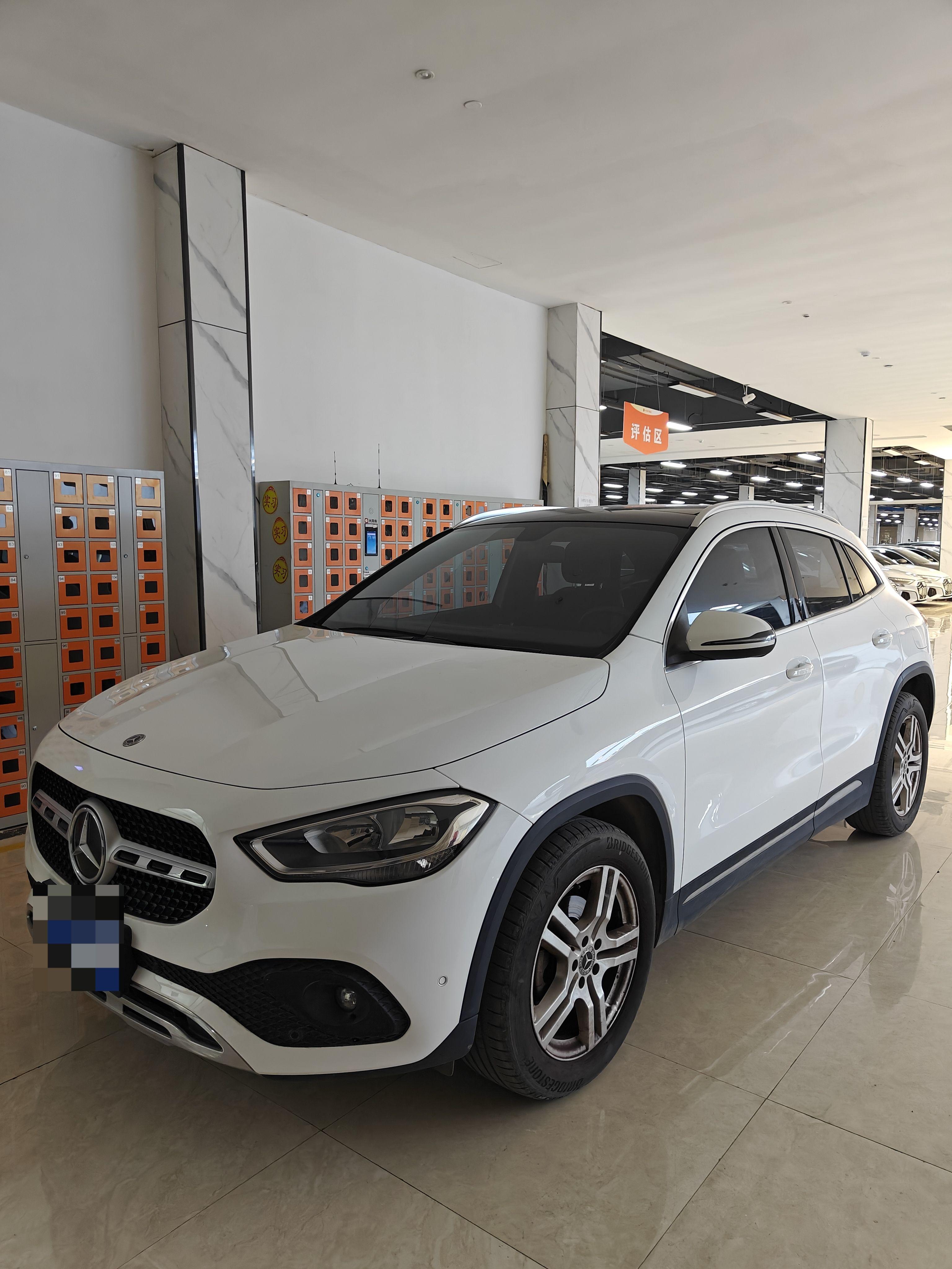 Mercedes-Benz GLA 2020 thumb 5