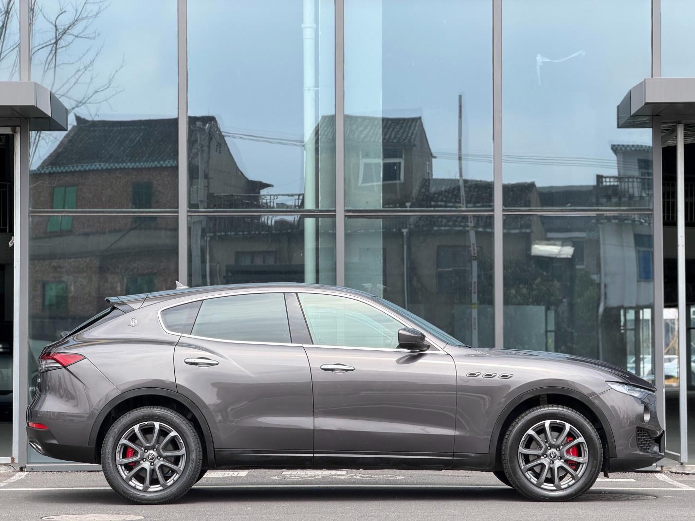 Maserati Levante 2021 thumb 3